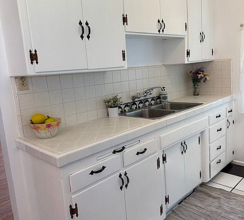 3rd image of 12538 Venice Blvd APT 1