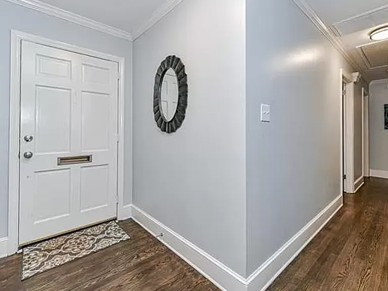 1700 Tamworth Dr — Photo 6