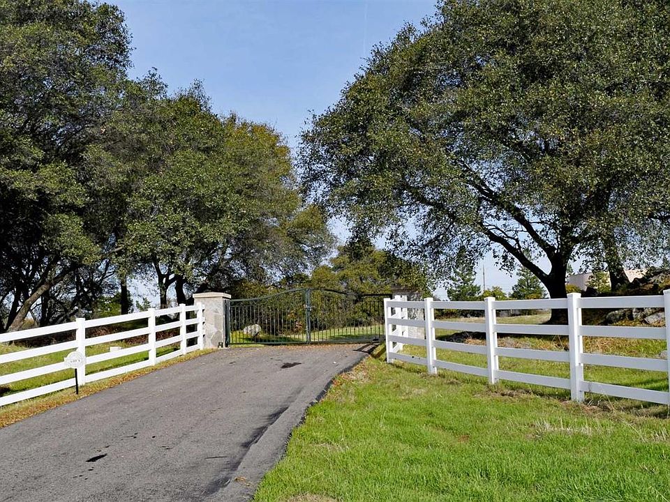 2nd image of 9905 Green Hill Ct Lot 1