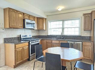 151 Chilton St #G, Elizabeth, NJ 07202