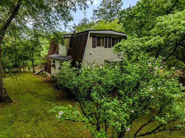 544 Cobb Cir, Murphy, NC 28906