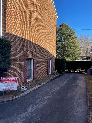 101 Garage Drive — Photo 1
