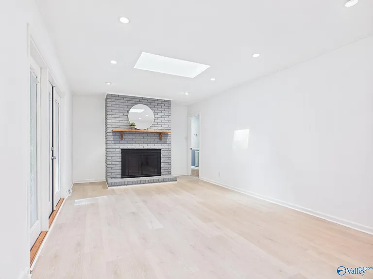 6808 Jones Valley Dr SE — Photo 5