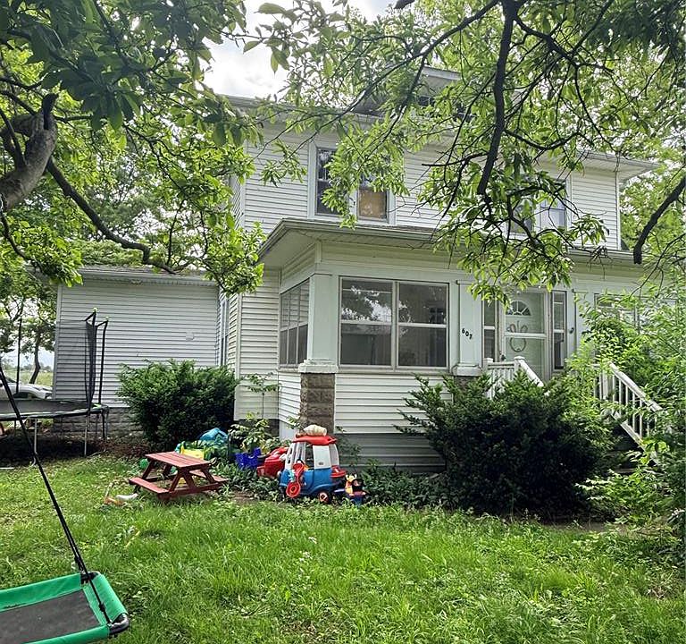 1st image of 607 Springfield Rd