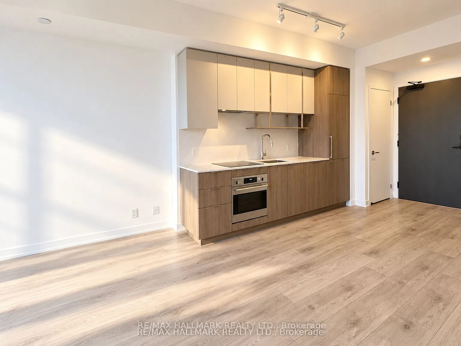 1 bed, $2,190 — Photo 4