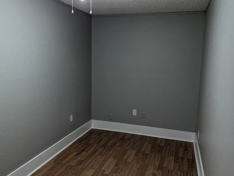 221 Main St #1-4 — Photo 6