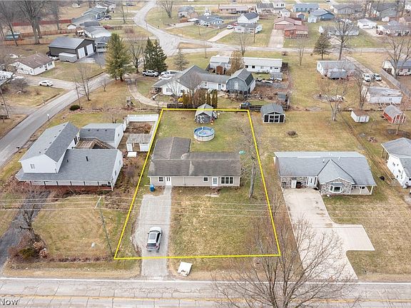 3rd image of 12452 Island Rd