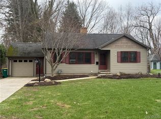 811 Lawrence Ave, East Aurora, NY