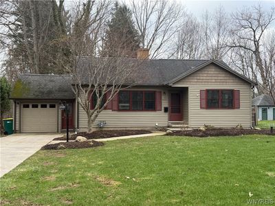 811 Lawrence Ave, East Aurora, NY, 14052