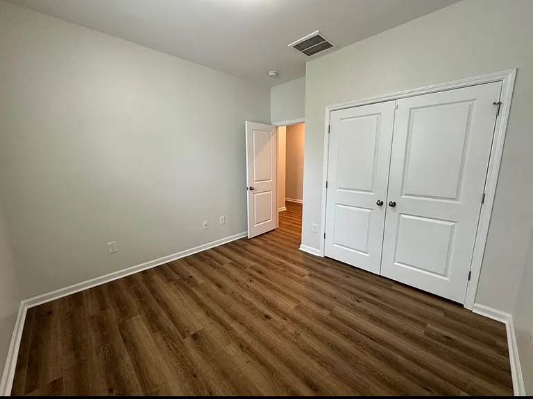 4723 Cloisters Ln — Photo 16