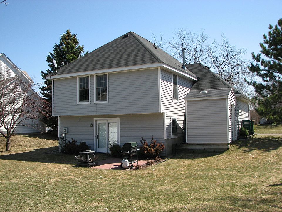 1st image of 13976 Wellington Dr