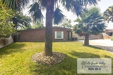 4th image of 1394 Crestview Dr