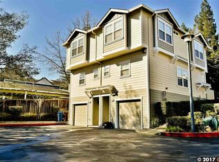 24 Ashford Pl, Martinez, CA 94553