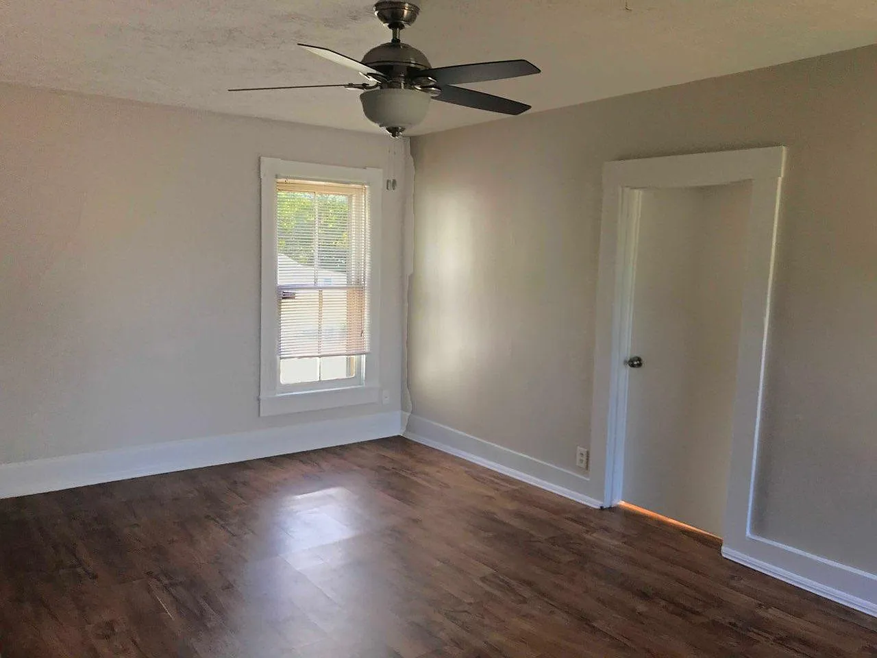 138 King Ave — Photo 4