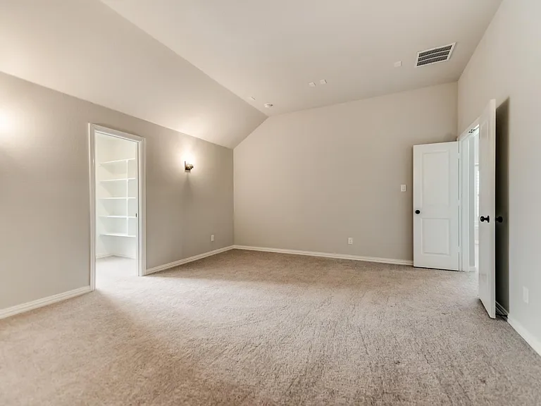 15901 Crosslake Ct — Photo 32