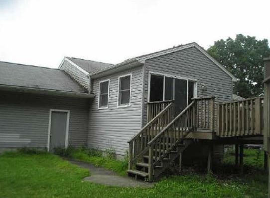 2nd image of 552 Notre Dame Ave