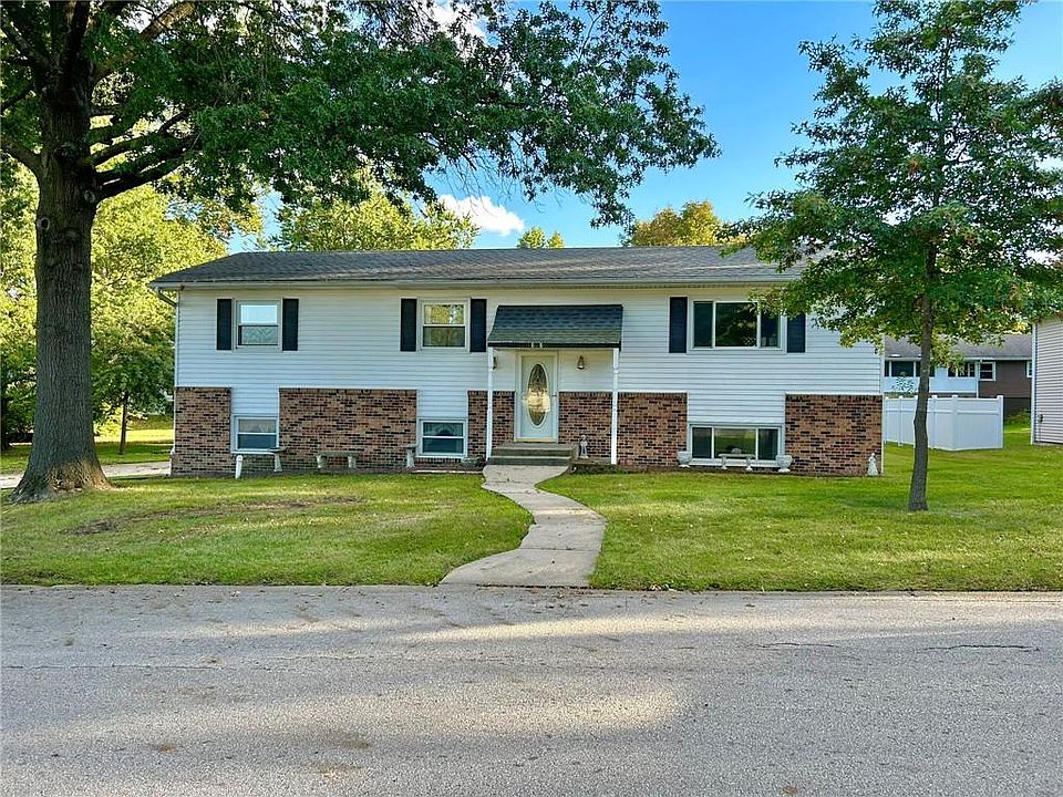 1st image of 1808 Eastview Dr