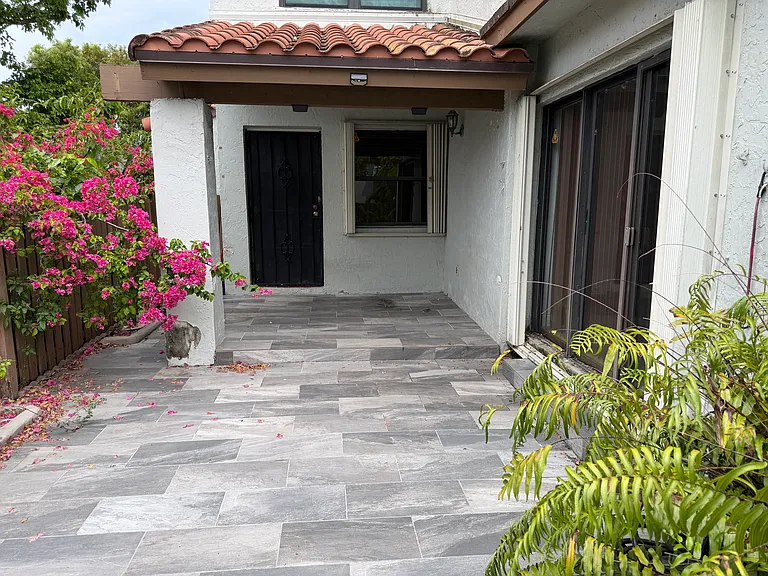 Private front door patio.