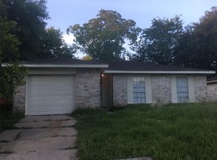 4971 E Ridge Creek Dr, Houston, TX 77053