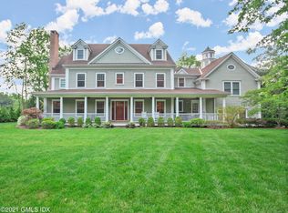 2 Old Farm Ln, Old Greenwich, CT 06870