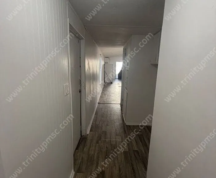 18 Yellowstone Dr — Photo 4