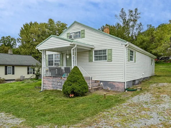 7 Leyda Ave, Charleroi, PA 15022