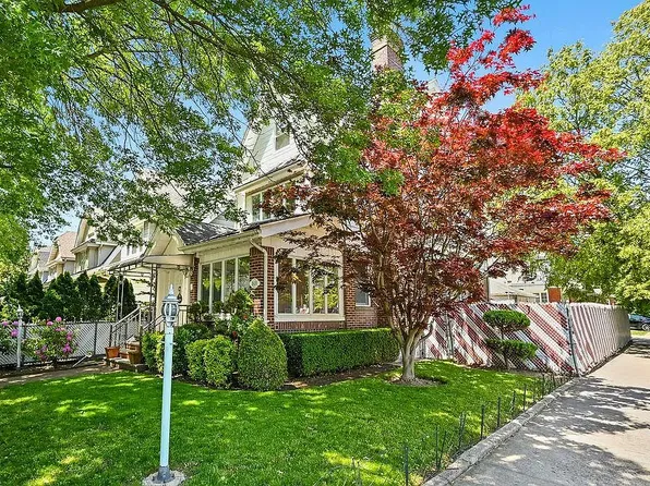 2821 Avenue N, Brooklyn, NY 11210