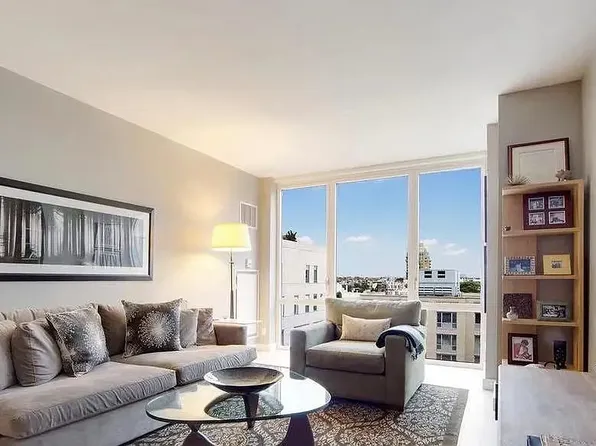 34 N 7th St, Brooklyn, NY