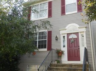 210 Barrows Ct, Fredericksburg, VA 22406