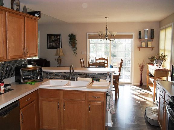 5th image of 10887 Wachter Ct