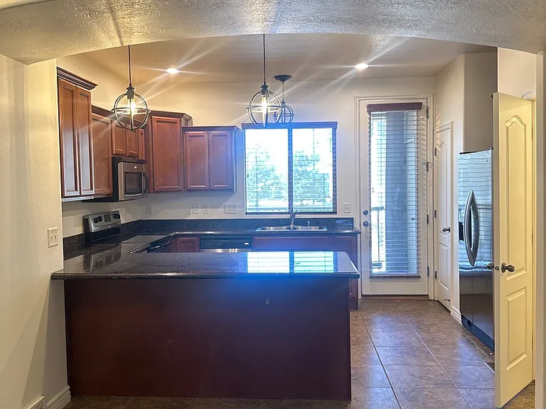 7329 S Shelby View Dr — Photo 3