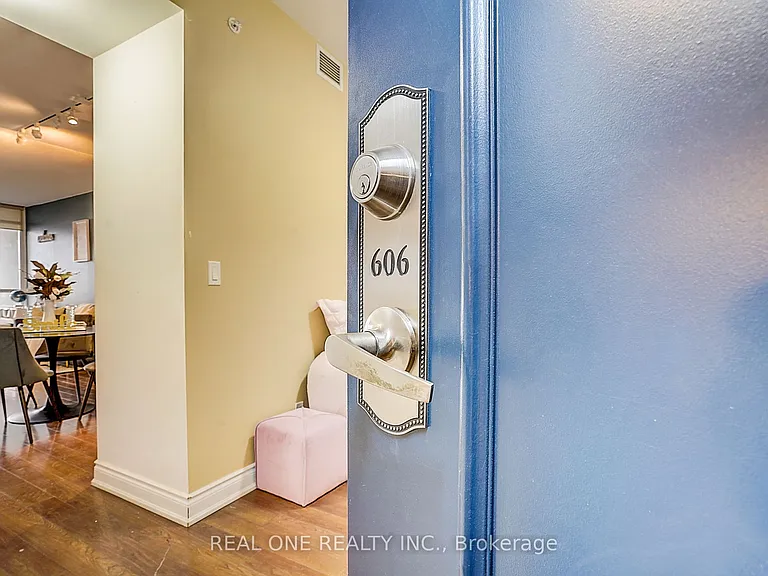 89 S Town Centre Blvd #606 — Photo 6