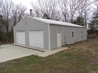 23830 Seal Rd, Richland, MO 65556