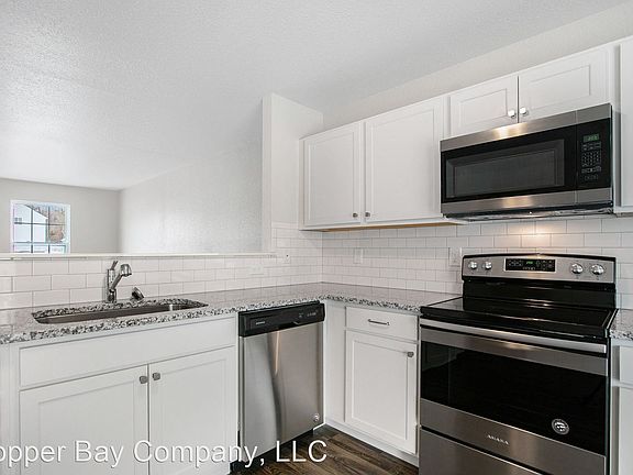 3rd image of 5398 Eagle Glen Dr SW