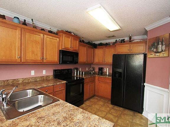 5th image of 126 Auburn Cir