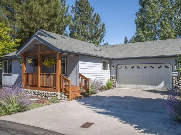 498 N Wheeler Loop, Sisters, OR 97759