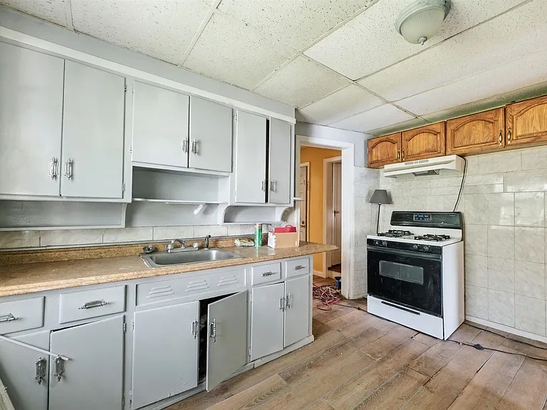 10 McGotty Pl — Photo 9
