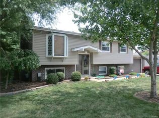 1870 Lone Pine Dr, Arnold, MO