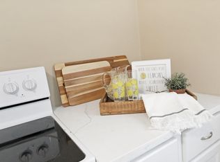 5907 Sedgefield Dr, Hanahan, SC 29410