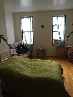 Rented by Capri Jet Realty Corp | media 10