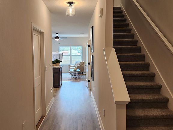 2nd image of 5522 Lexlee Blvd