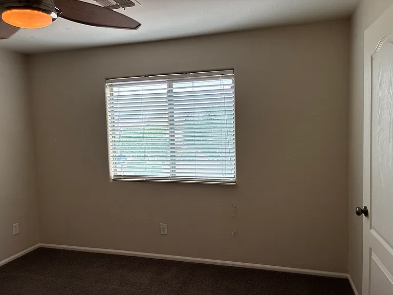 2217 W Steed Rdg — Photo 31