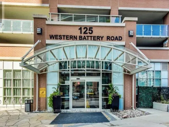125 Western Battery Rd #2009, Toronto, ON M6K 3R8