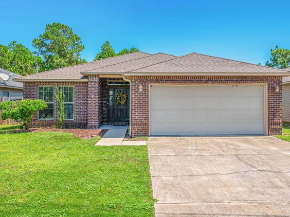 2222 Pawnee Dr, Navarre, FL 32566