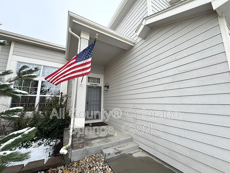 6360 Tranters Creek Way — Photo 2
