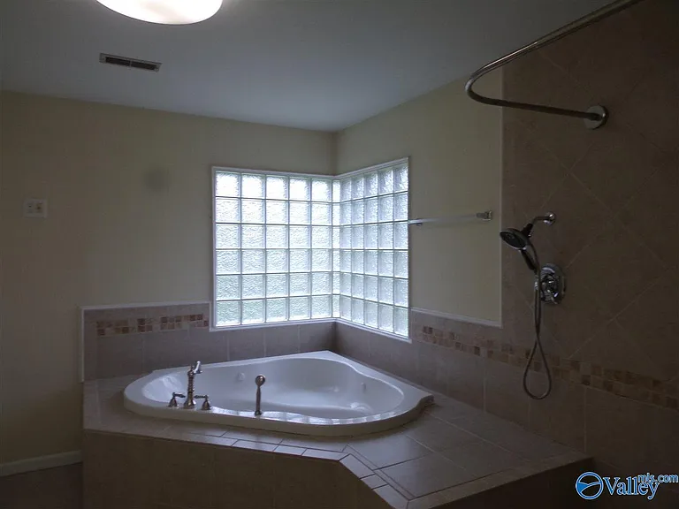 14004 Hermosa Dr SW — Photo 10
