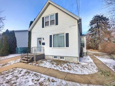 1700 43rd STREET, Kenosha, WI, 53140