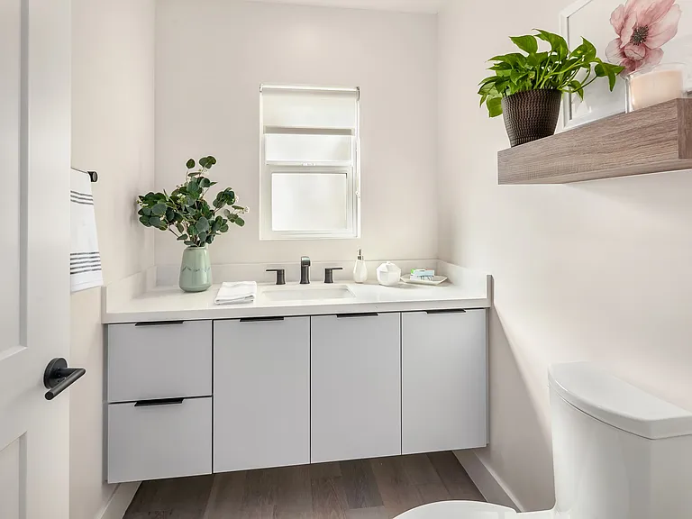 Half bathroom - second floor