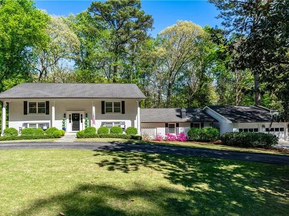 4115 Glen Devon Dr NW, Atlanta, GA 30327