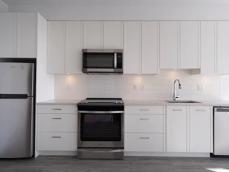 951 Charland Ave #211 — Photo 18